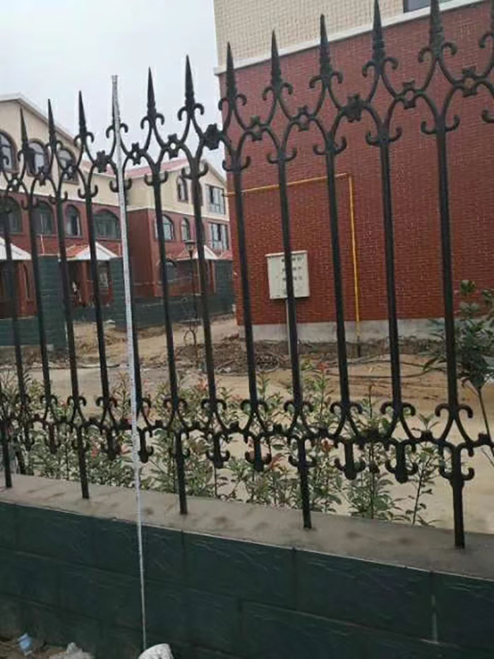 組裝式鑄鐵護(hù)欄